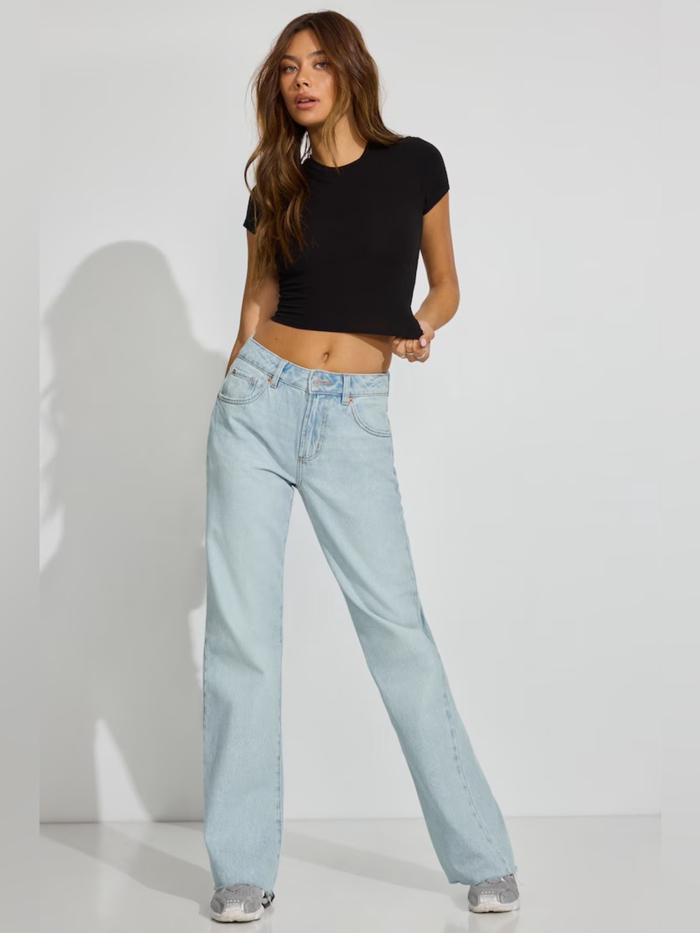 GARAGE 90s Straight Jeans